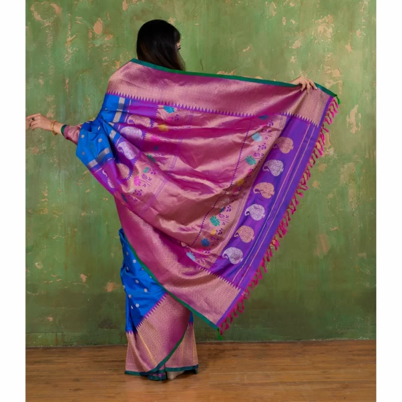 Padmashali Butti Gadwal Silk Saree